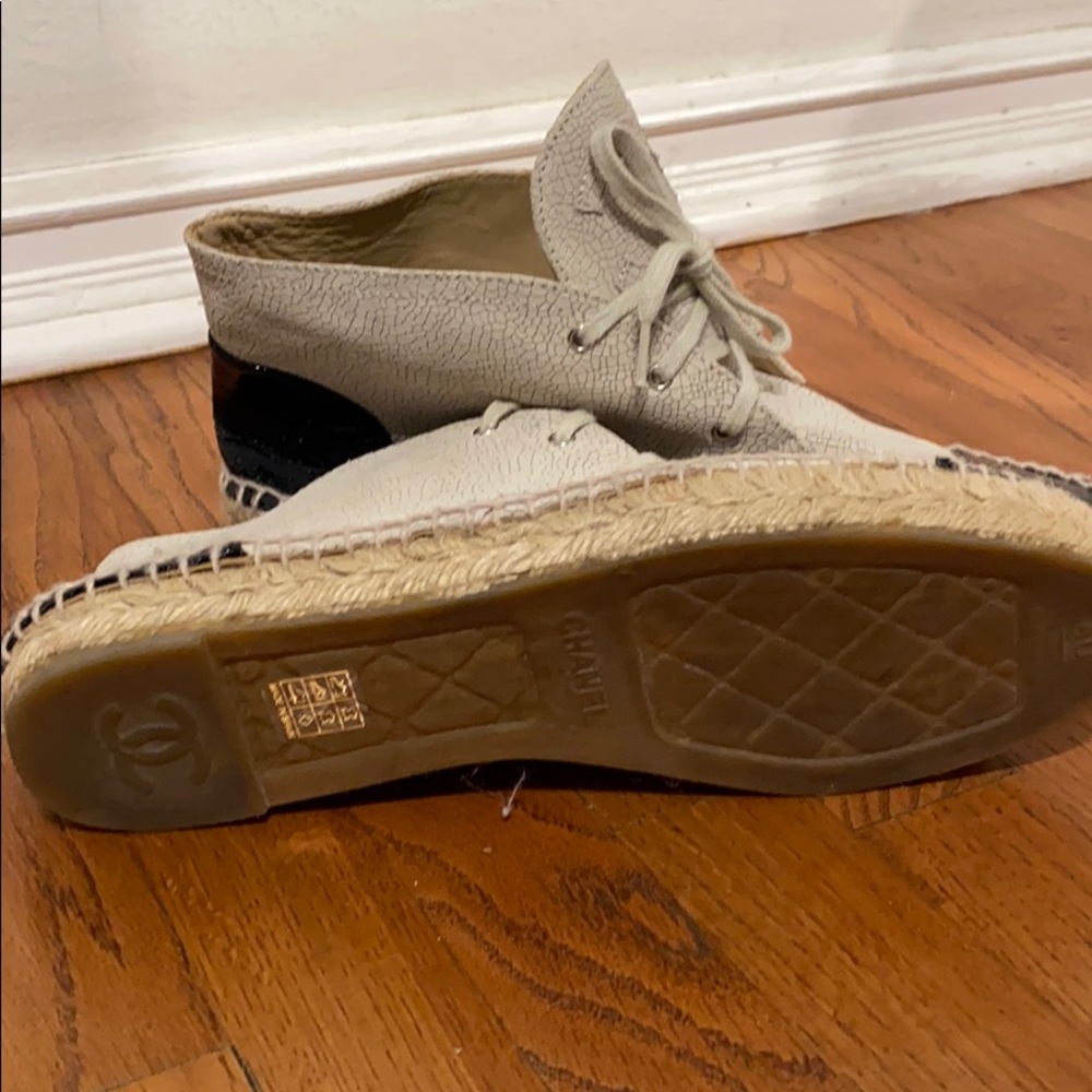 Chanel shoes - Picture 4 of 5